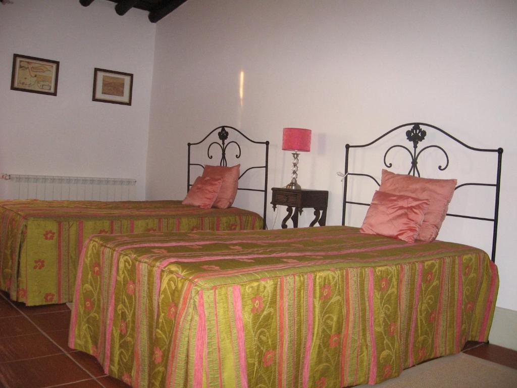 לינה וארוחת בוקר Casa D'Alegrete חדר תמונה